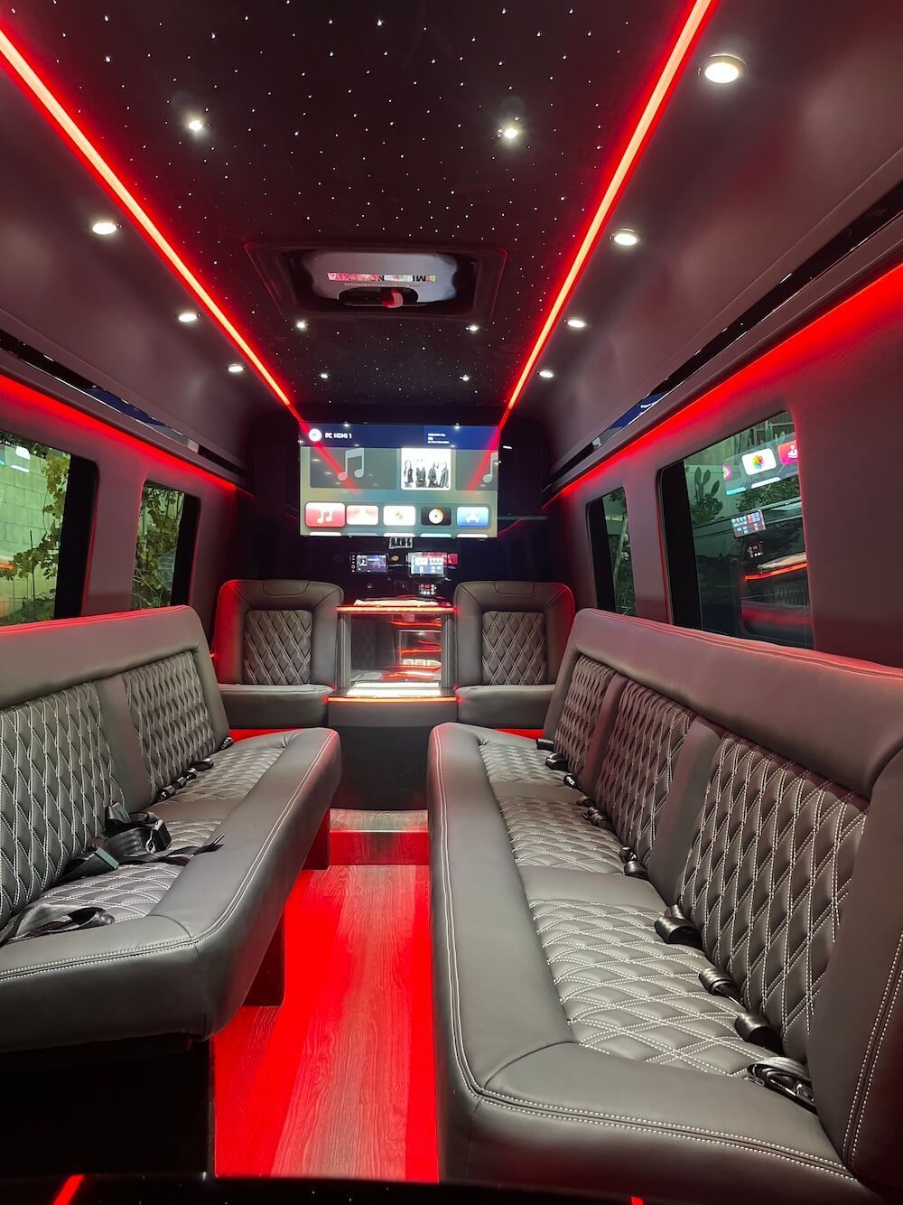 Limo bus winery tours near Corona