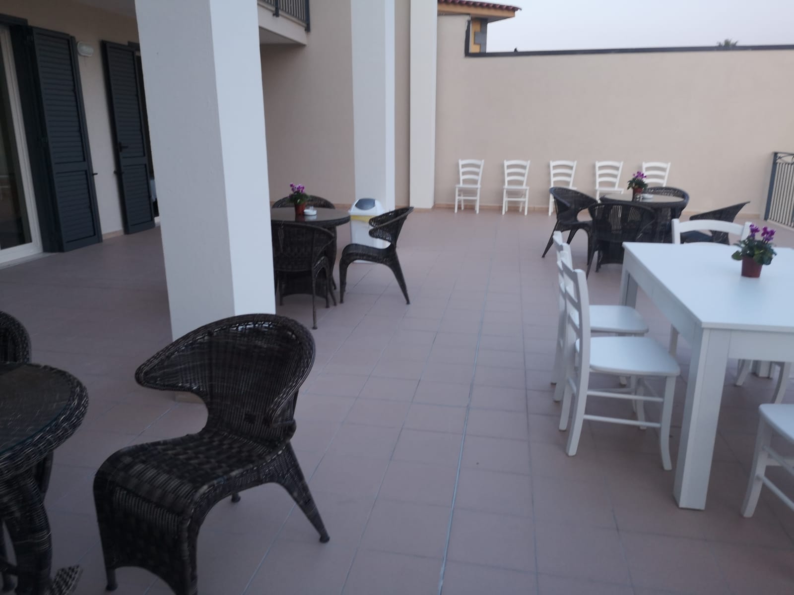 patio esterno della casa di riposo