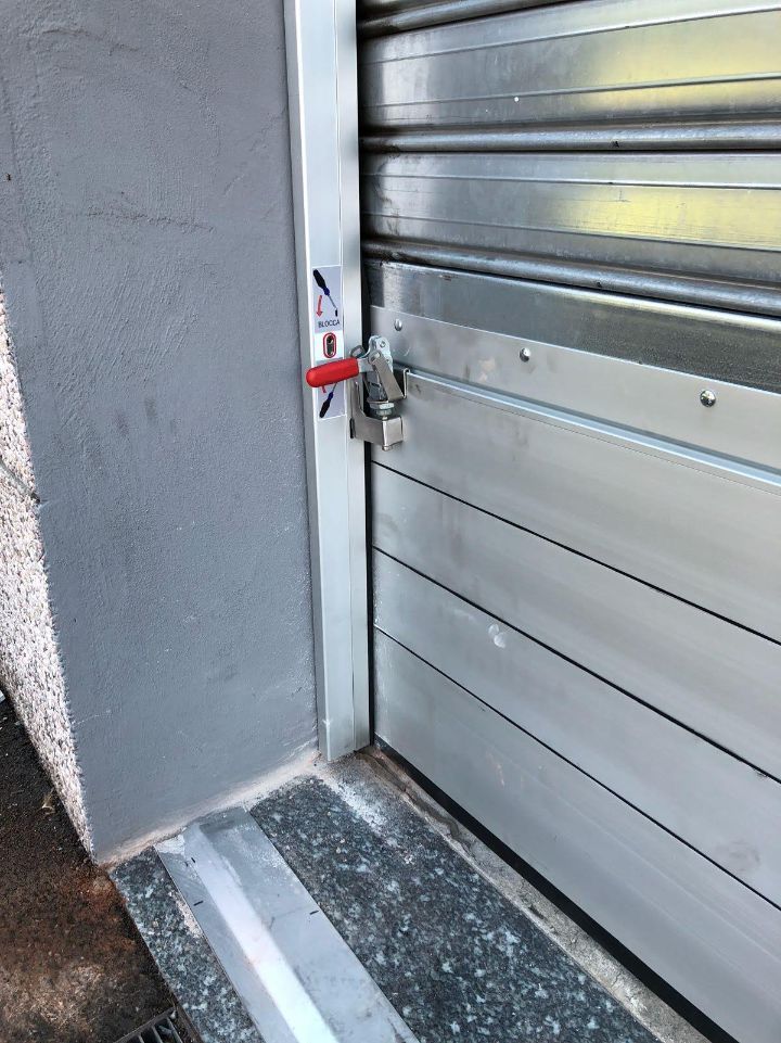 Parati antiallagamento con serrande