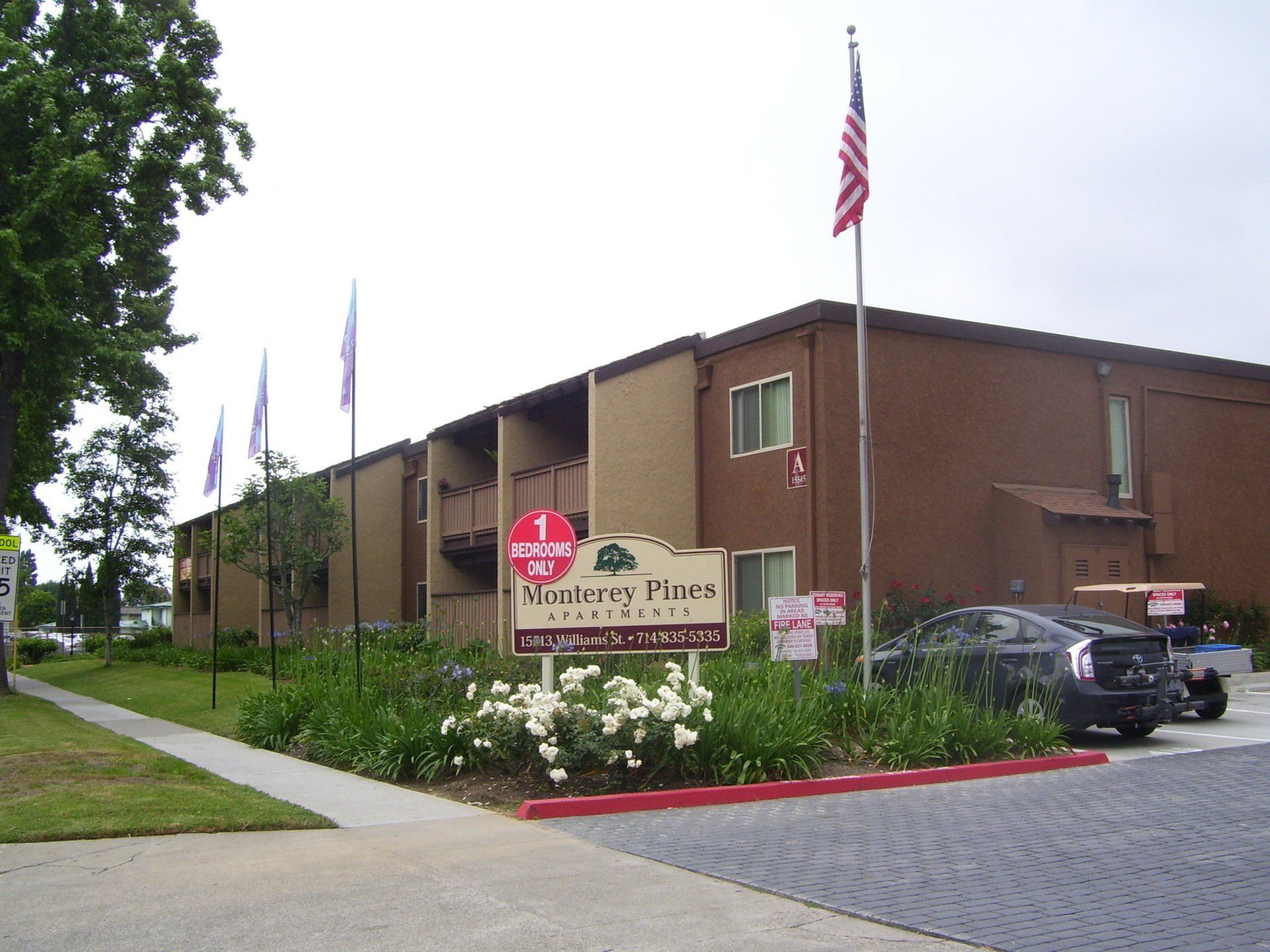 Exterior | Monterey Pines Apartments