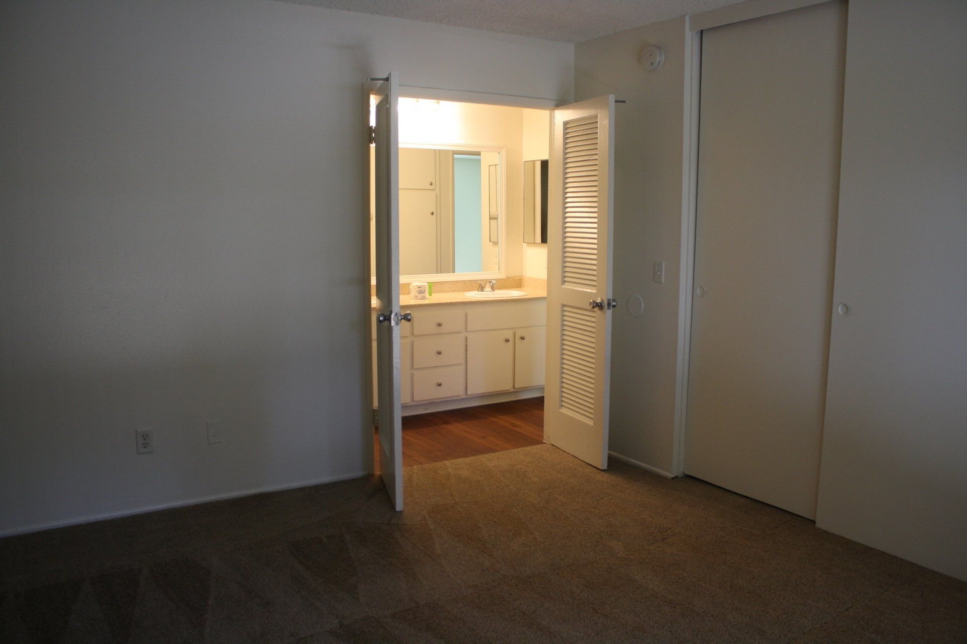 Bedroom | Monterey Pines Apartments