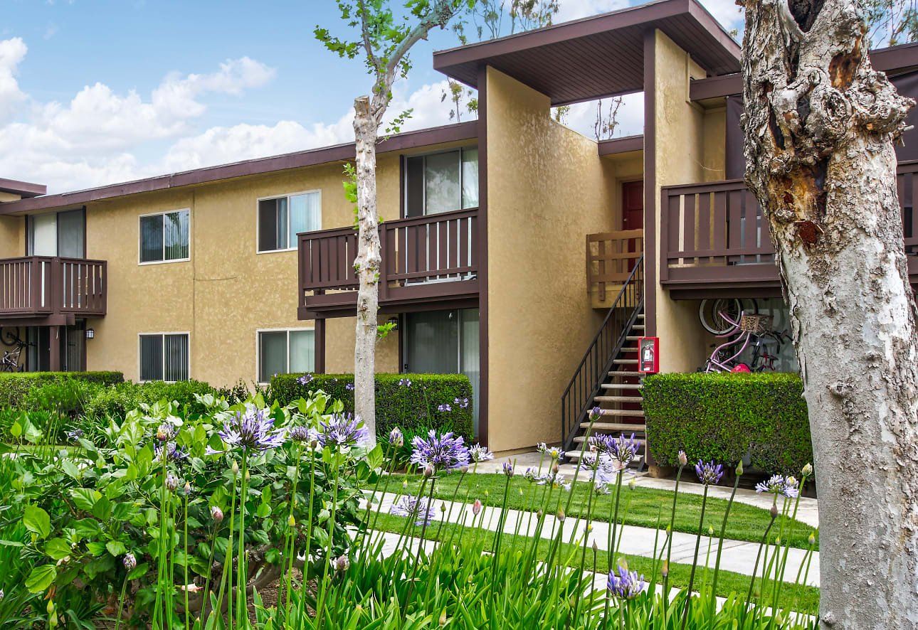 Exterior | Monterey Pines Apartments