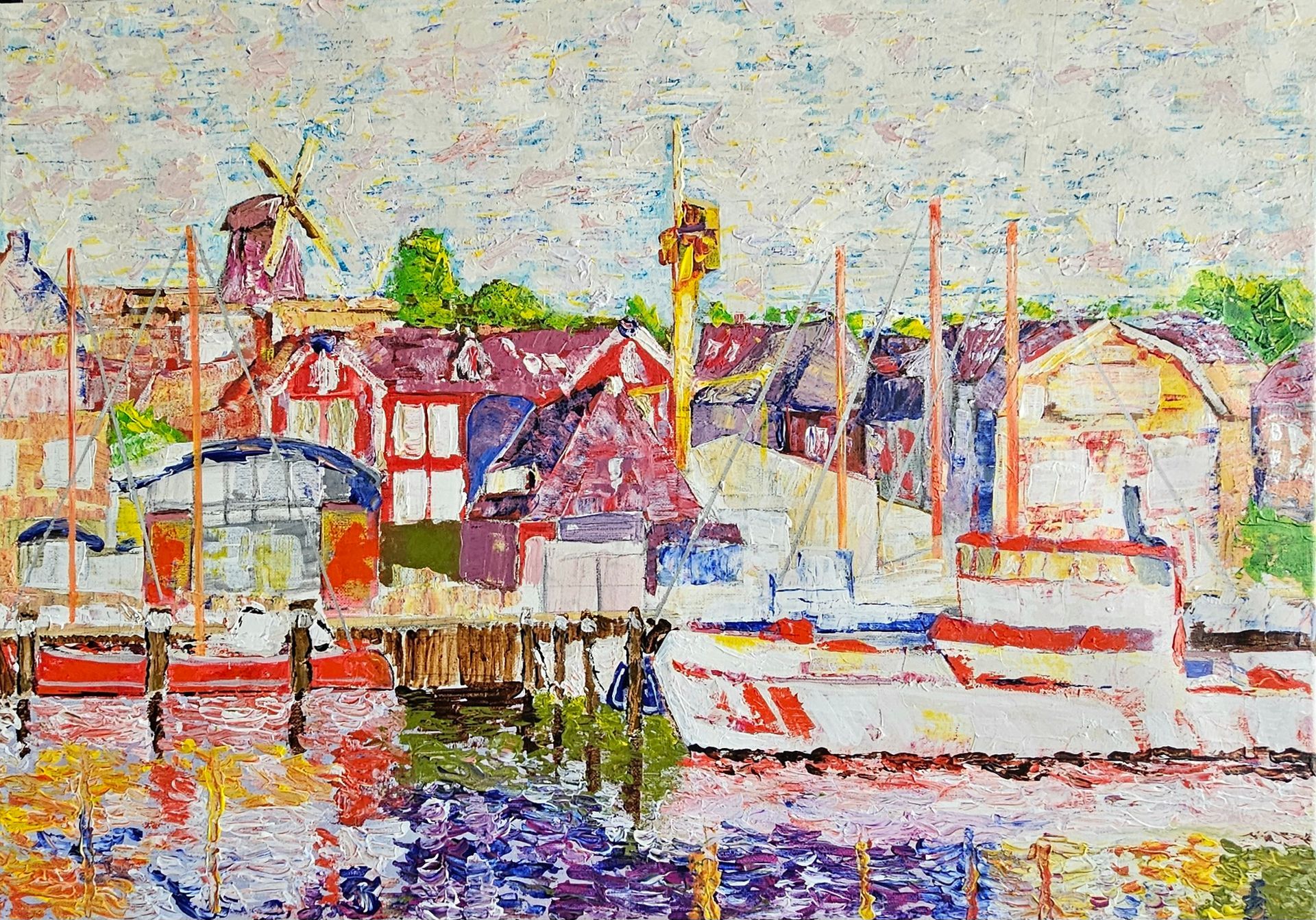 Farbenfrohes pointillistisches Gemälde einer Hafenszene mit Booten, Gebäuden und einer Windmühle.