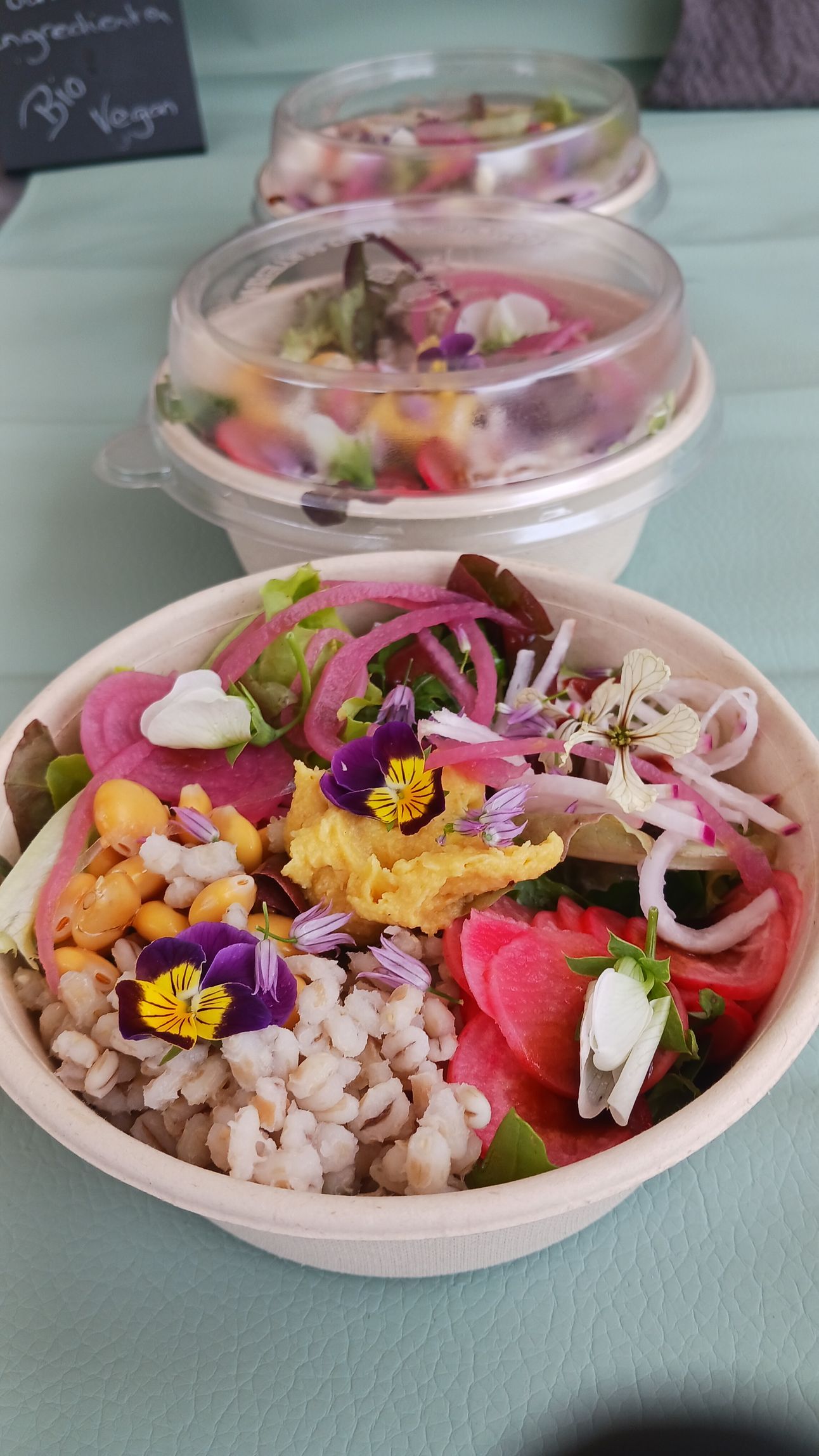 Mooi opgemaakt local bowl