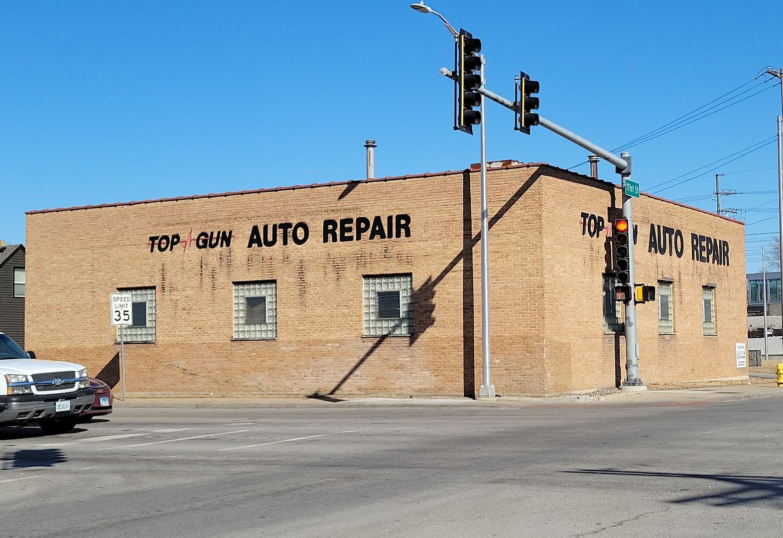Auto Repair Banners — Hazel Crest, IL — Top Gun Auto Repair Inc.