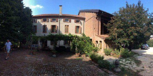 struttura agriturismo