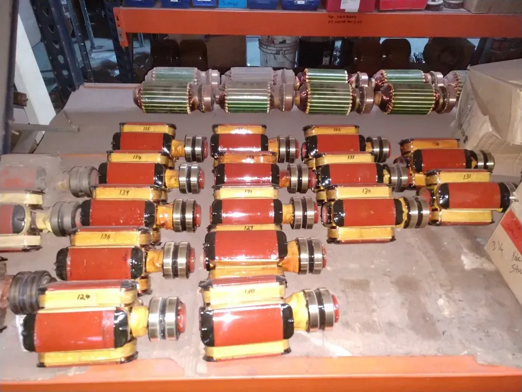 A bunch of cylinders are lined up on a table