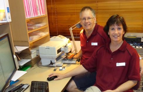 Expert in engraving and badge making in Albion Park