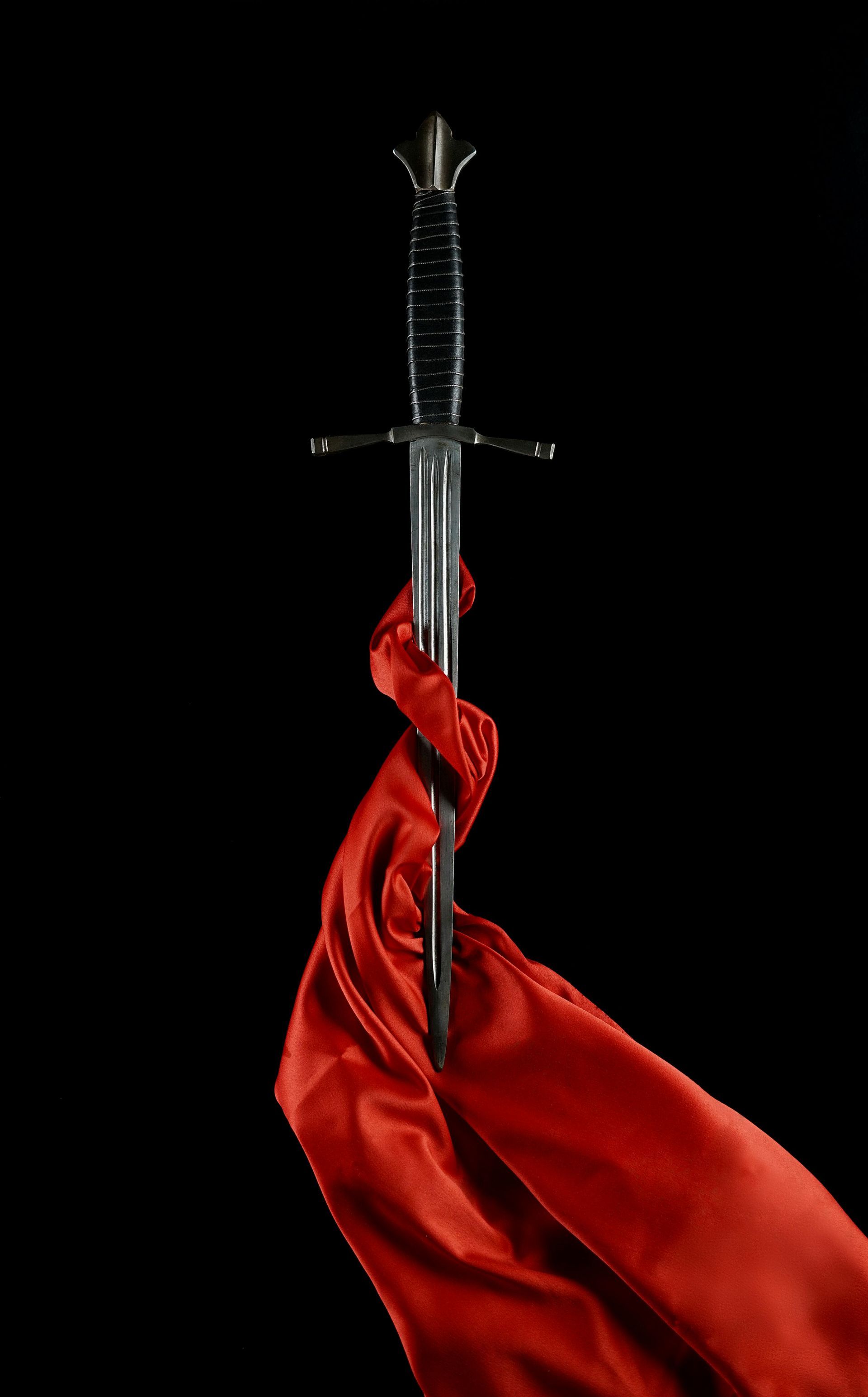 giant and sword crimson