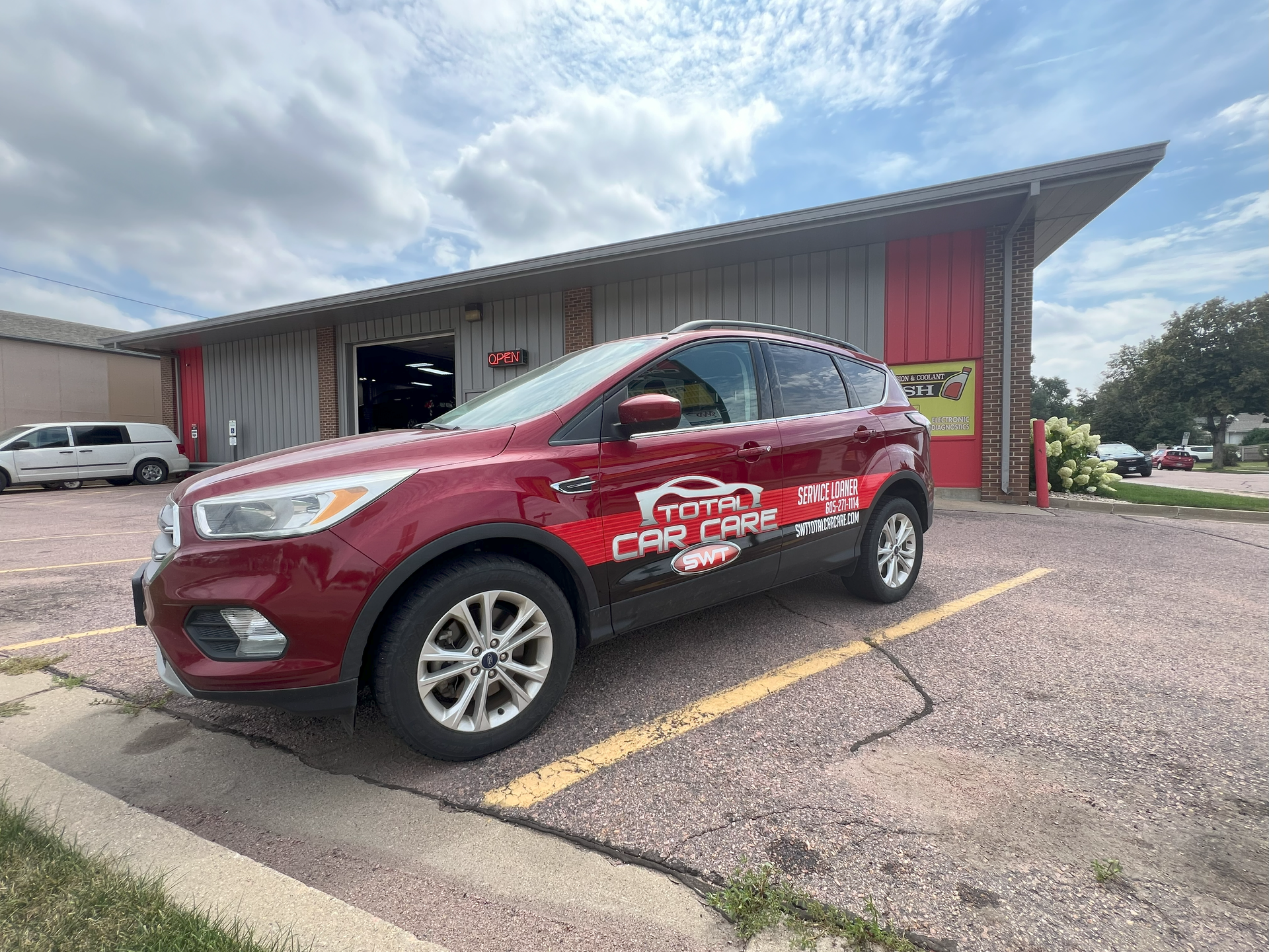 SWT Auto Repair Loaner vehicle and free pick up and delivery