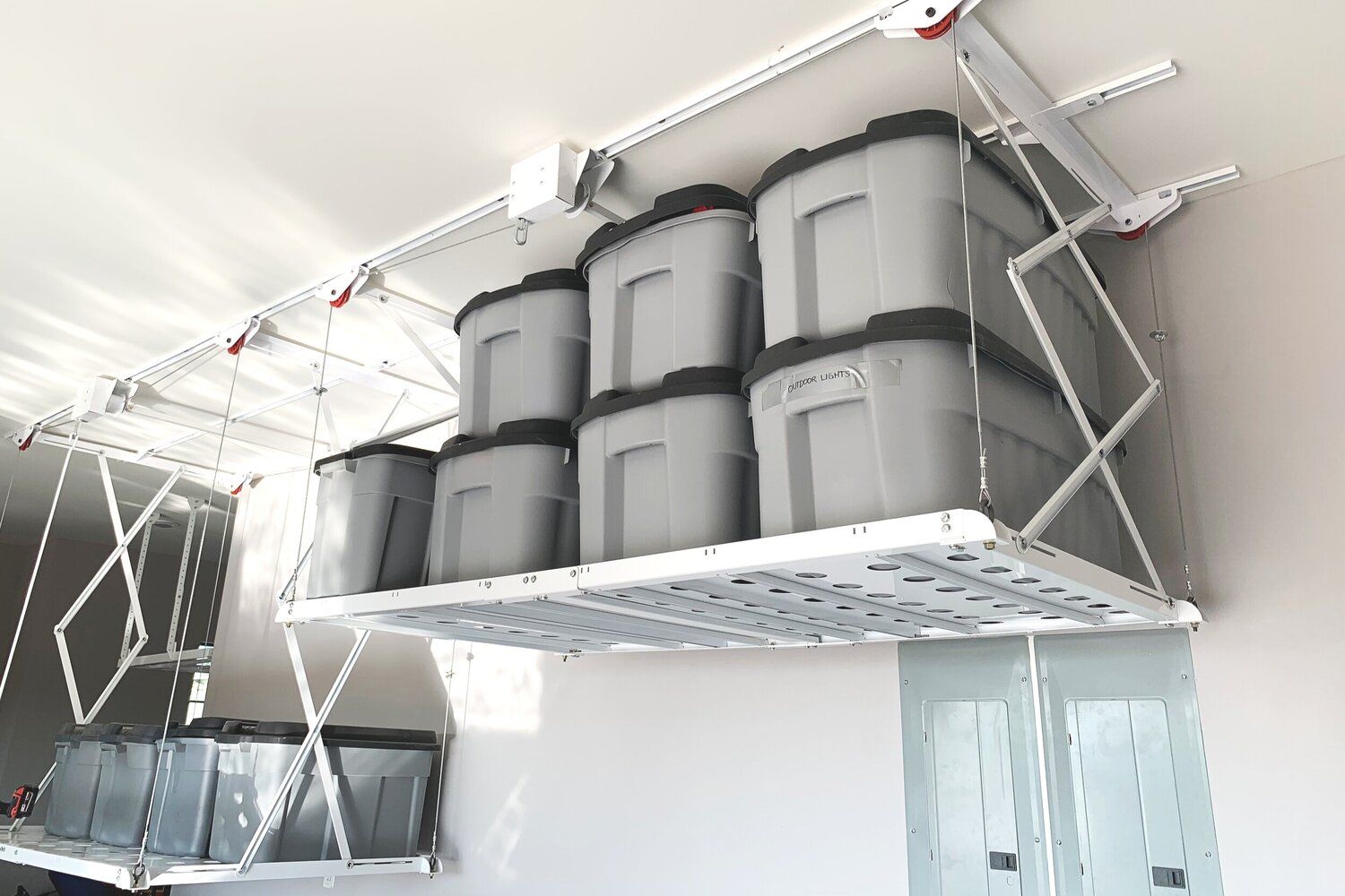 Syzzor Loft Retractable Overhead Garage Storage Solution