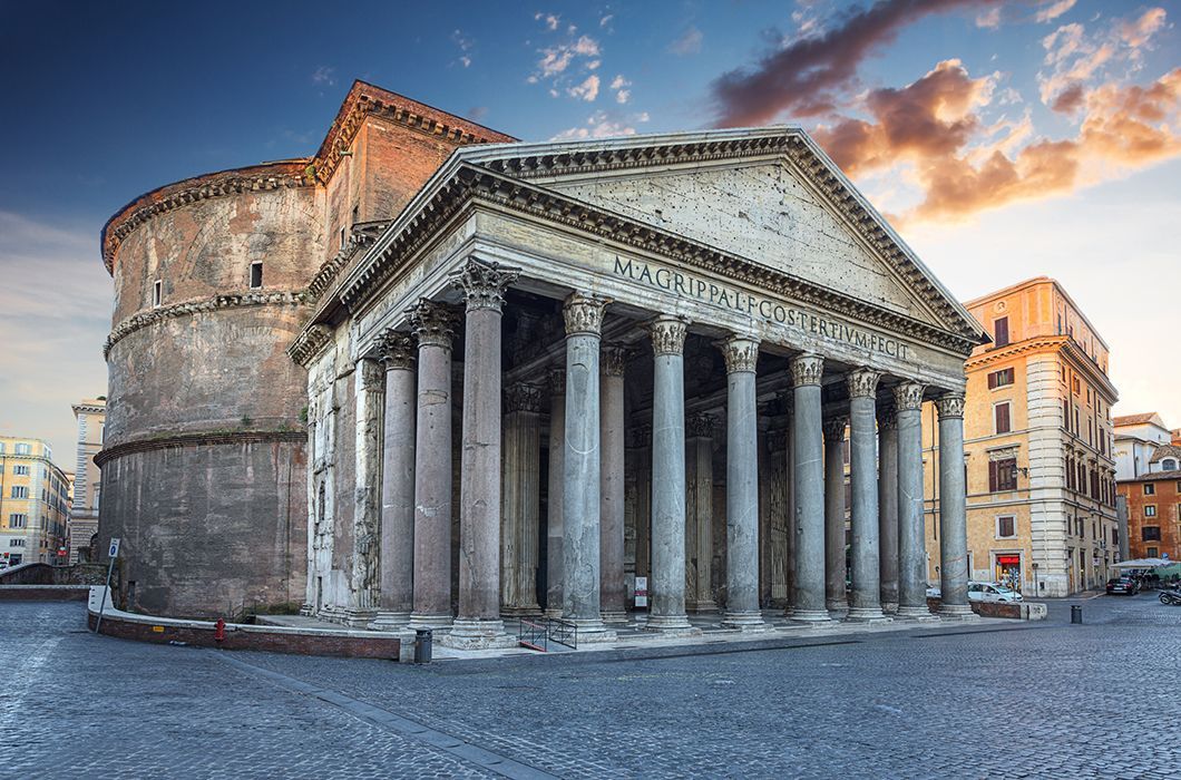 Roman Pantheon outside