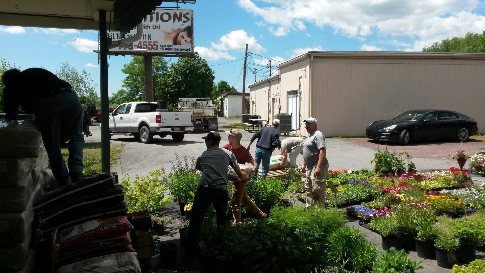 Garden Maintenance — Garden Shop in Pittson, PA
