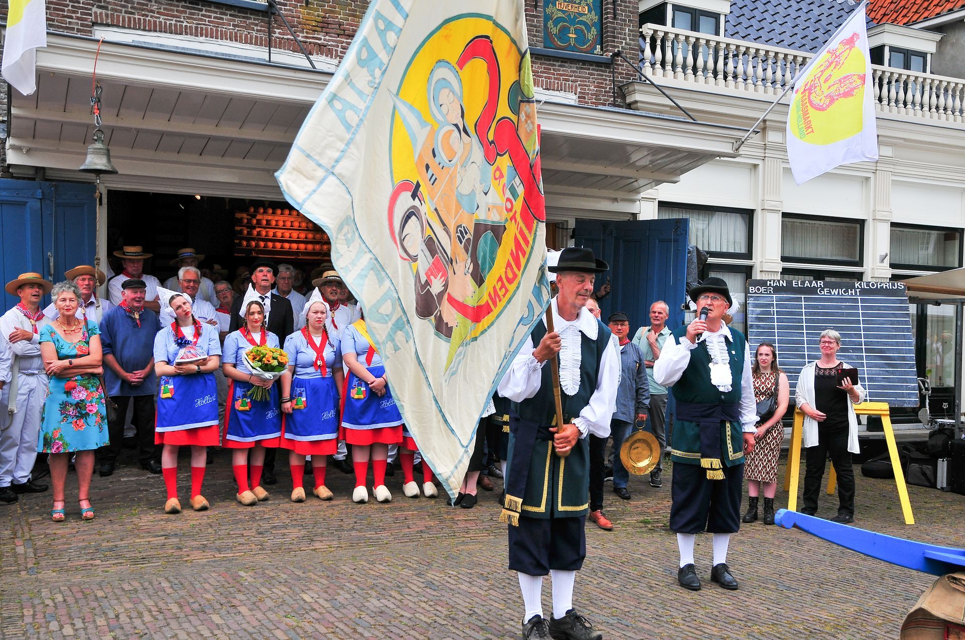 vendelier op kaasmarkt Edam Volendam