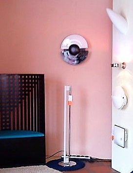 #grafische #Wandleuchte #DUO, 40 
 hier in Verbindung mit  #Sessl Willow 1 von# Mackintosh, und #Stehleuchte #Tube - Light  von #Eileen Gray, #steinhauer.top,
#Bauhaus,