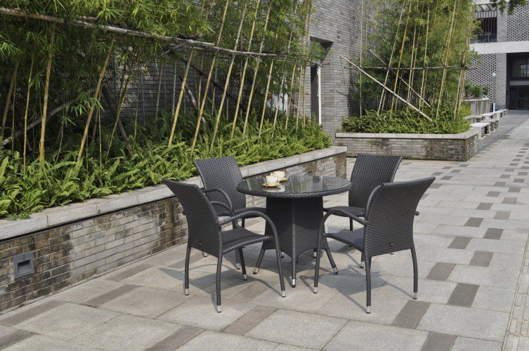 Milano
leichter Stuhl (4kg)
stapelbar bis 12 Stck,
53x70x87cm,
7mm Flachgeflecht
auf ALU Gestell,
Farbe: quarz 3009
ab 4 stck 99,- €
Option: Sitzkissen 25,- €
#Steinhauer-einrichtungen.de
outdoormöbel