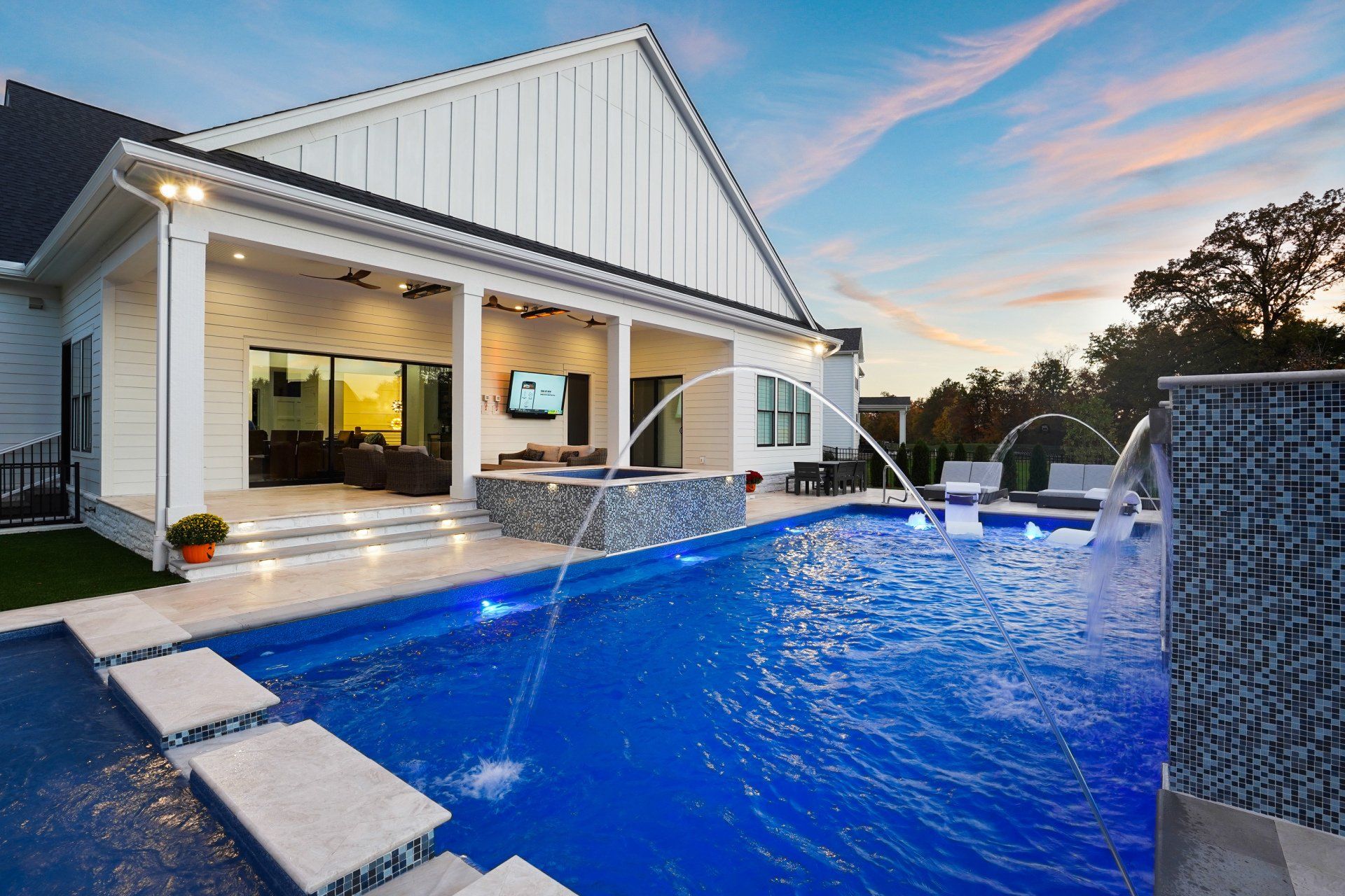 new pool construction Powell Ohio