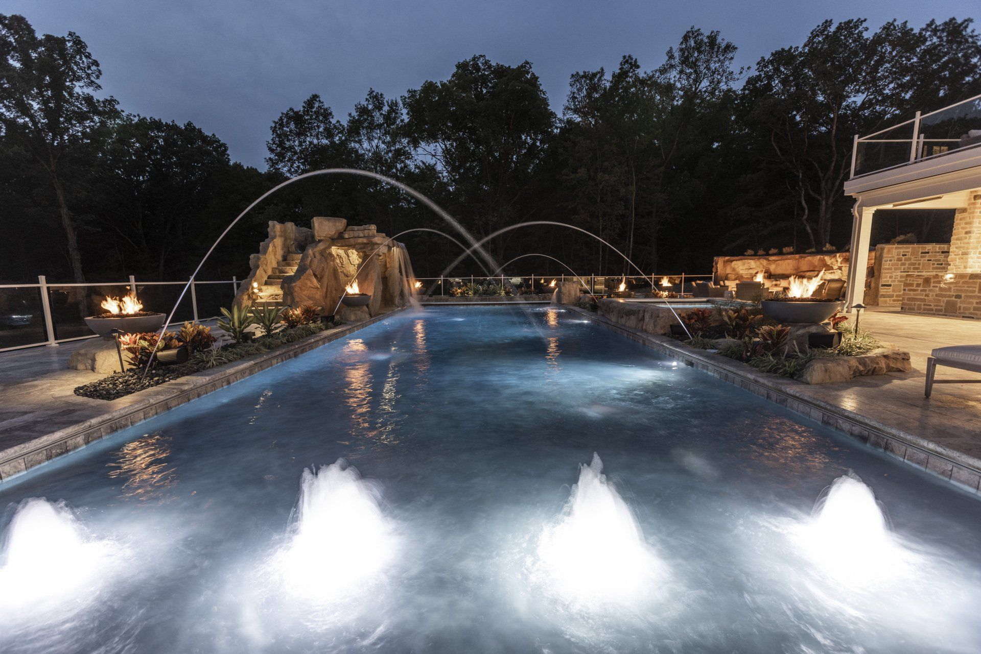 new pool construction Delaware Ohio