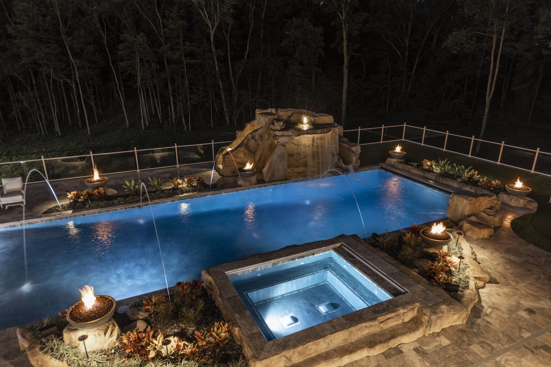 new pool construction Delaware Ohio