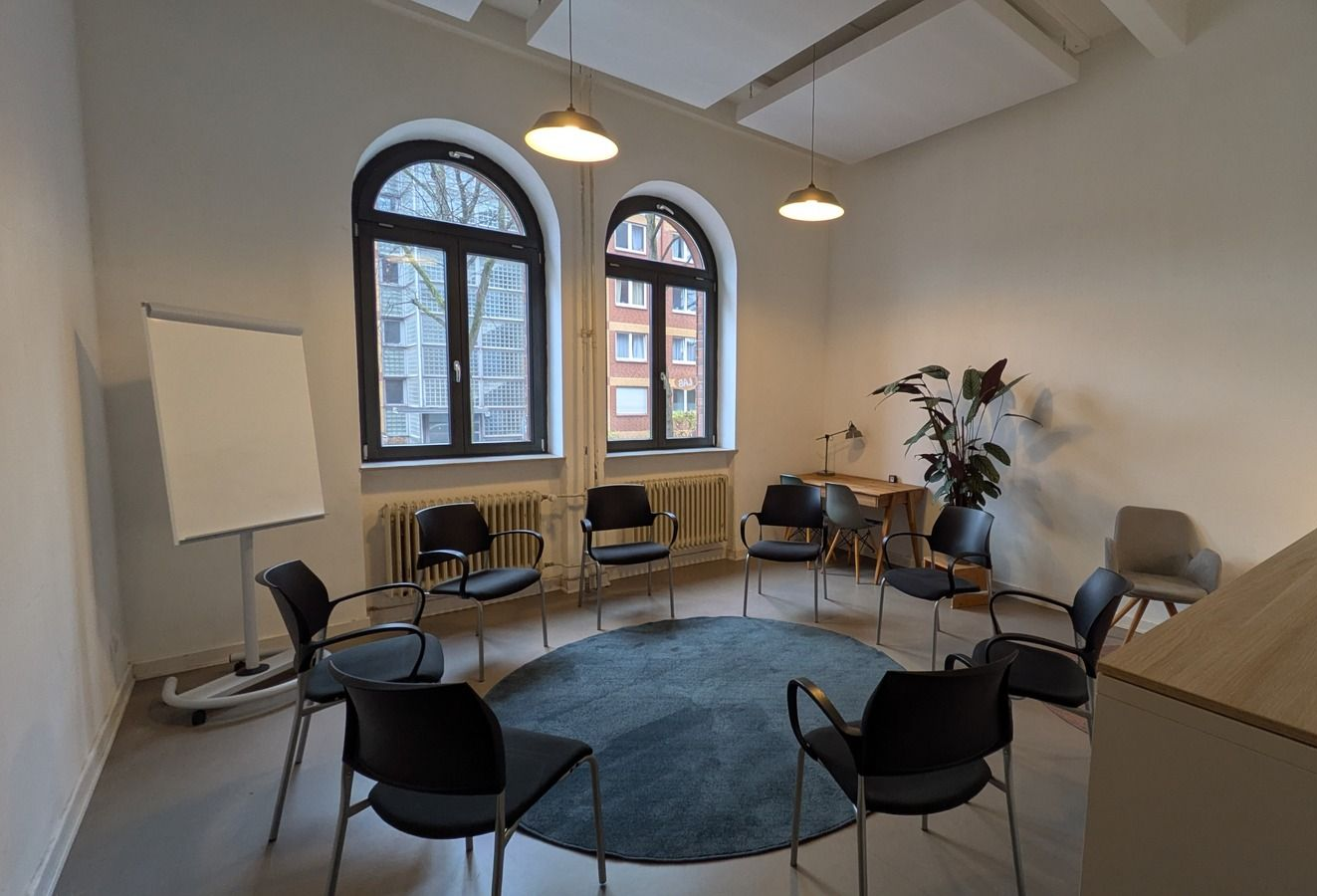 fuxLAB - kleiner Raum (bis zu 8 Personen) fuxLAB - kleiner Raum (bis zu 8 Personen)