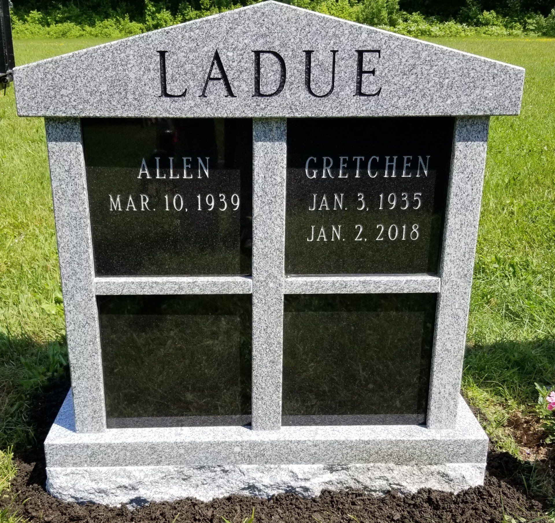 a 4 person cremation monument