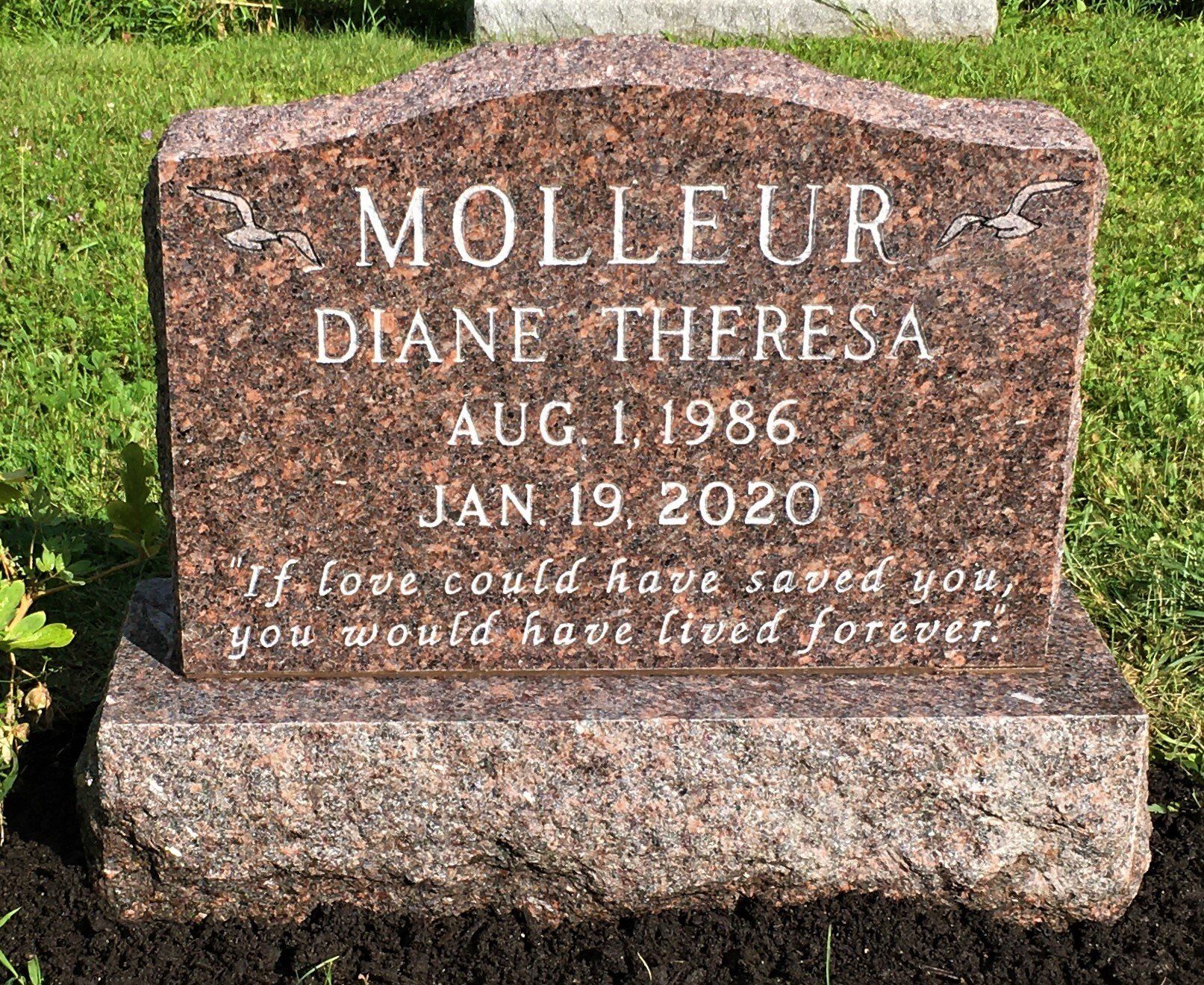 Small memorial affordable