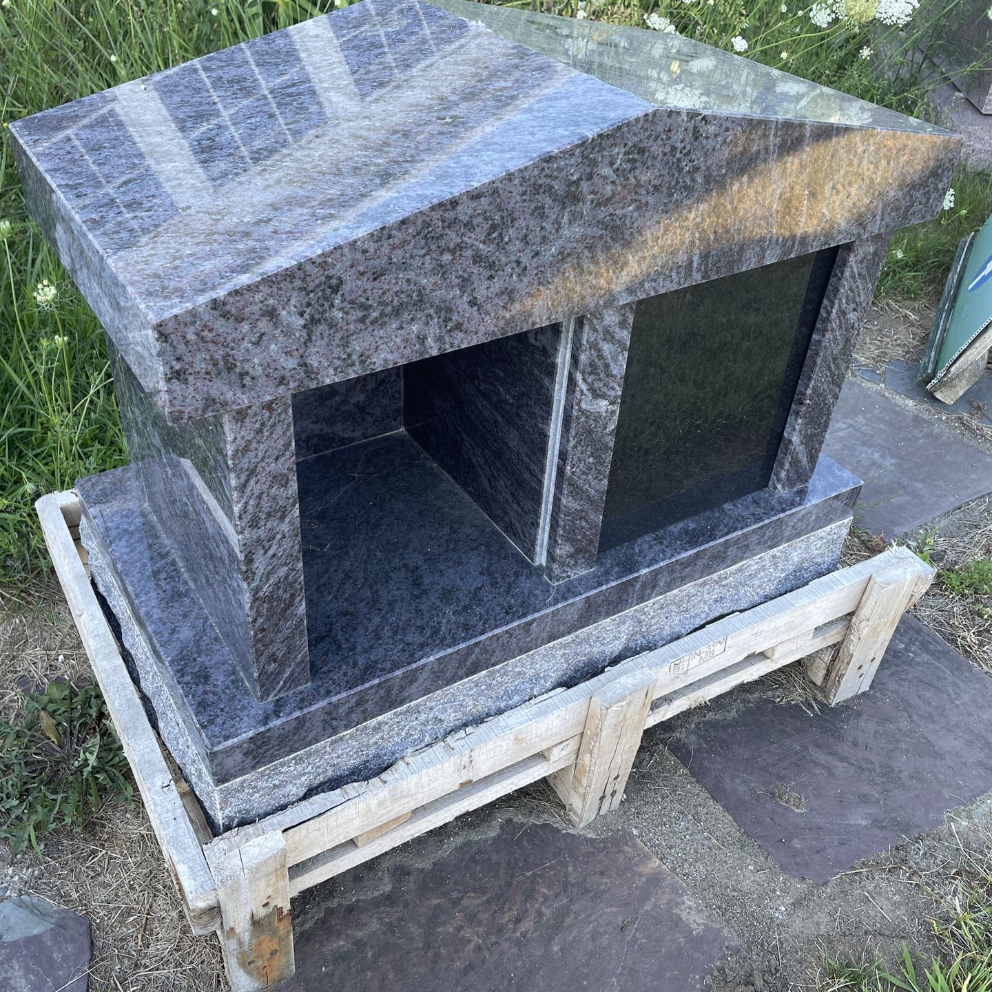 a bahama blue cremation monument