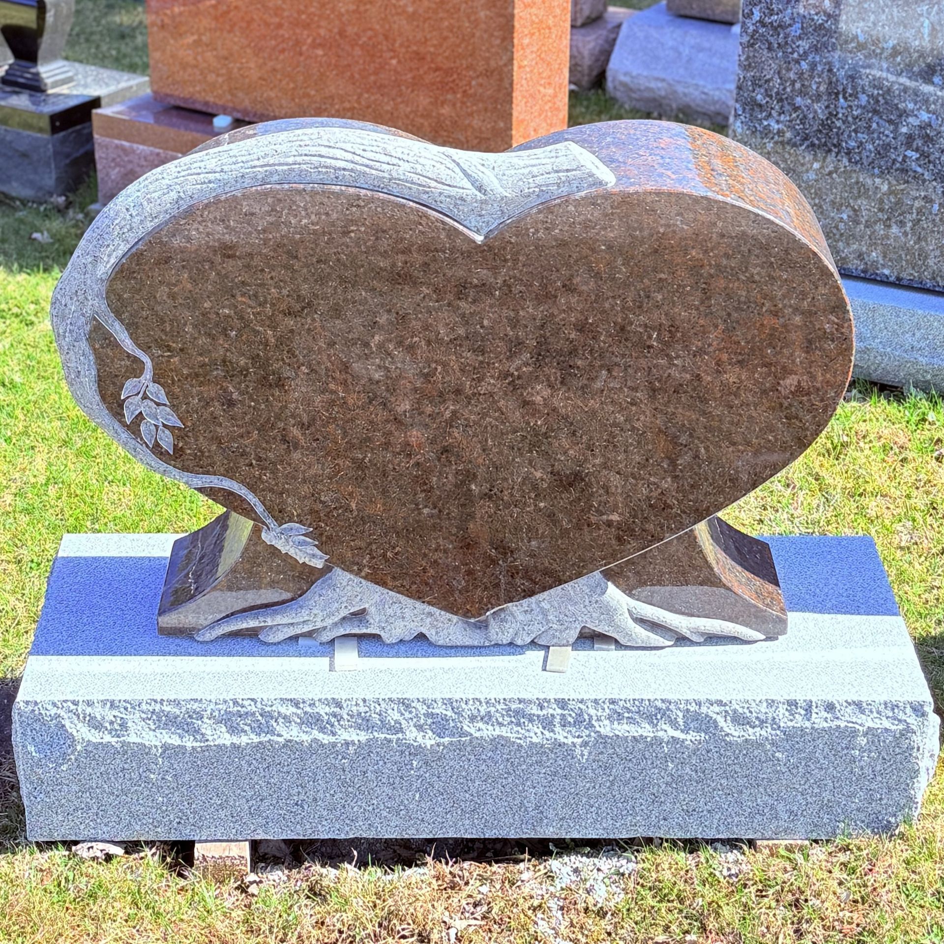 Heart shaped monument at Champlain Monuments