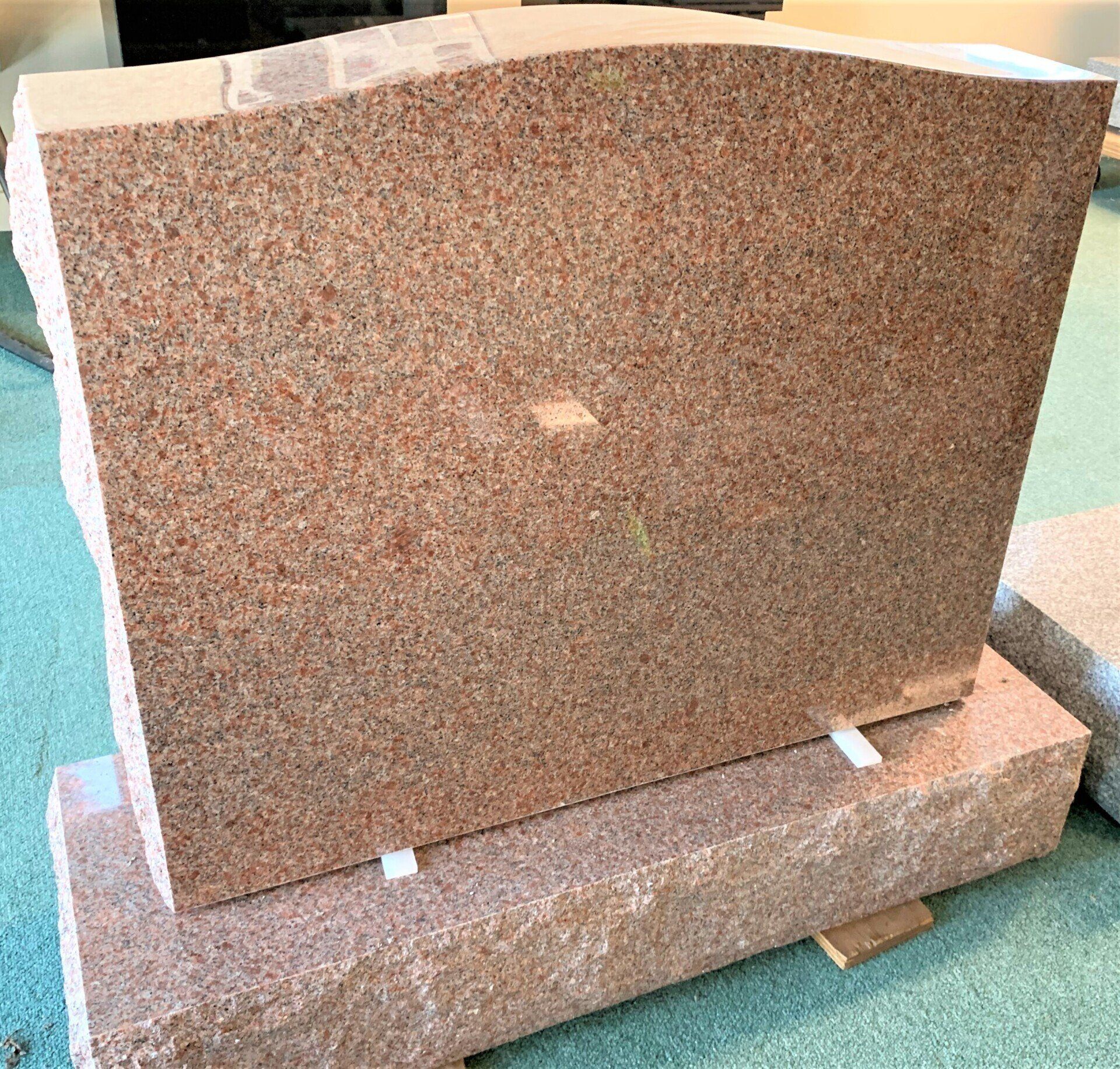 Mountain Rose - North American Pink monument 