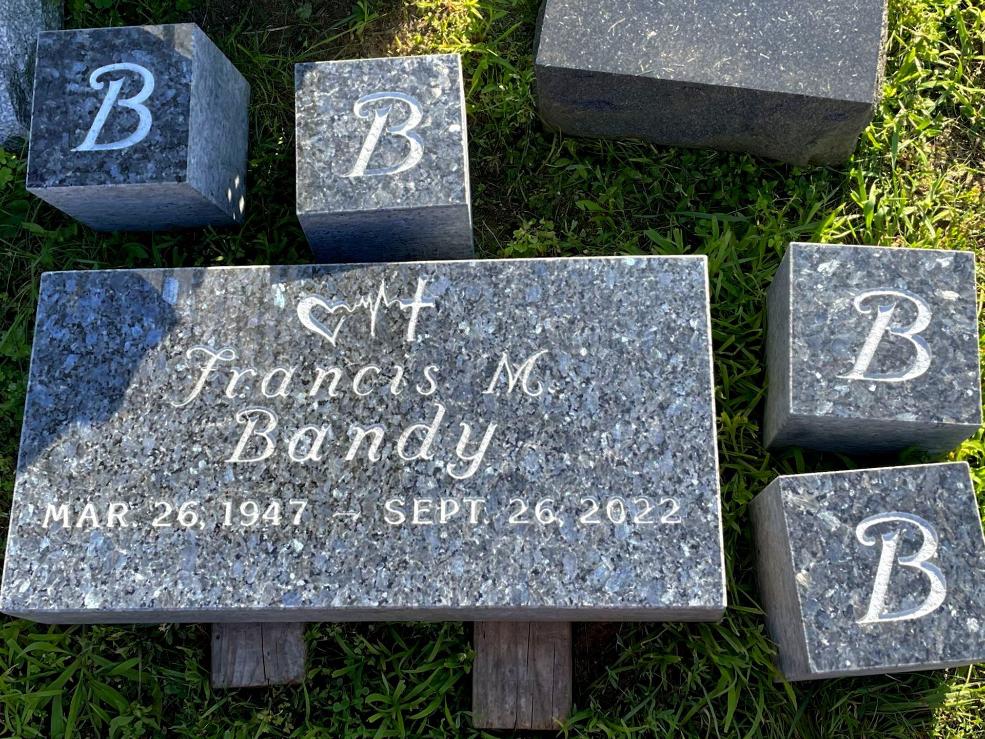 2 x 1 marker and cornerposts by Champlain Monuments