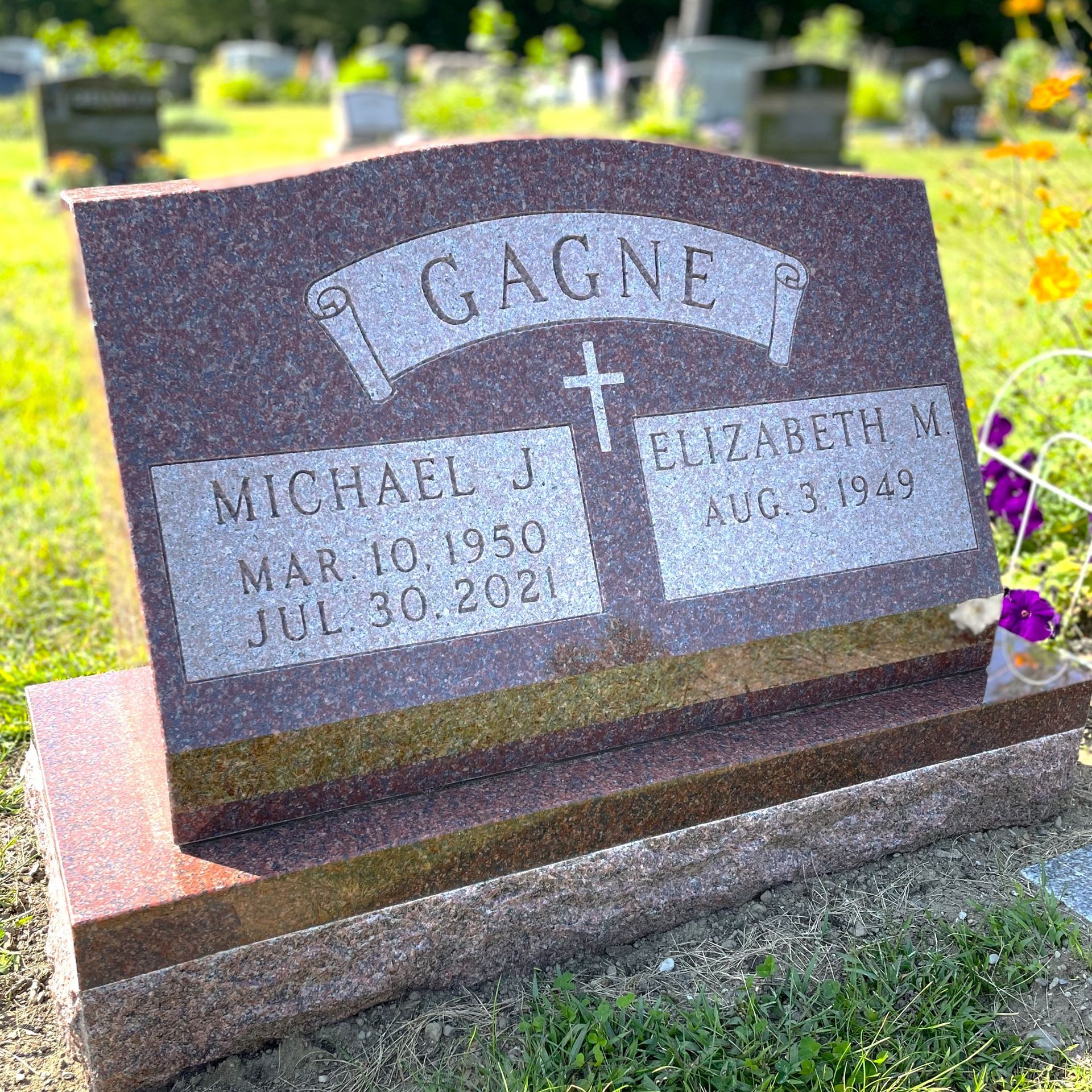 granite slant monument installed by Champlain Monuments