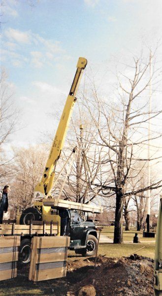 installing a war memorial in saint albans, vermont