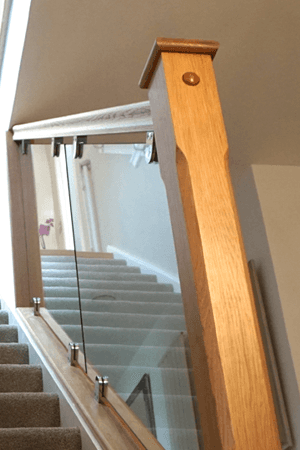 Oak and glass balustrade example 8