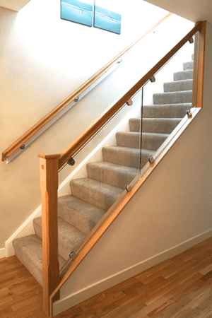 Oak and glass balustrade example 5