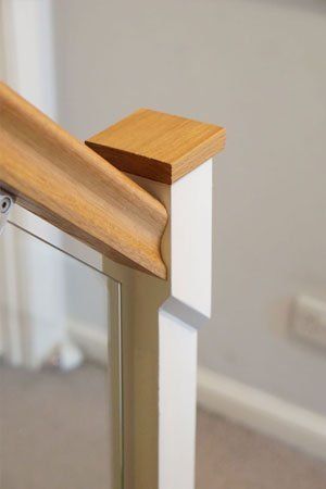 Oak and glass balustrade example 9