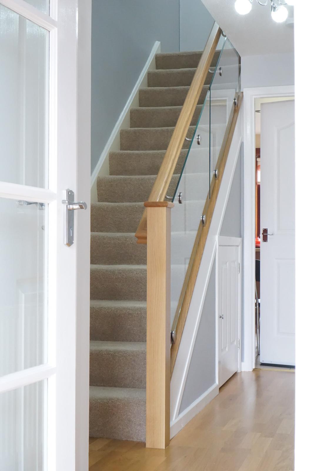 East Calder Oak and glass balustrade example 2