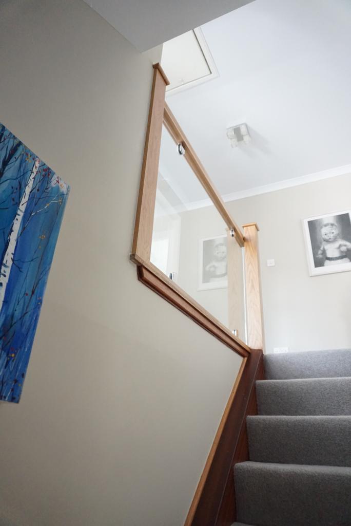 Oak and glass balustrade example 7