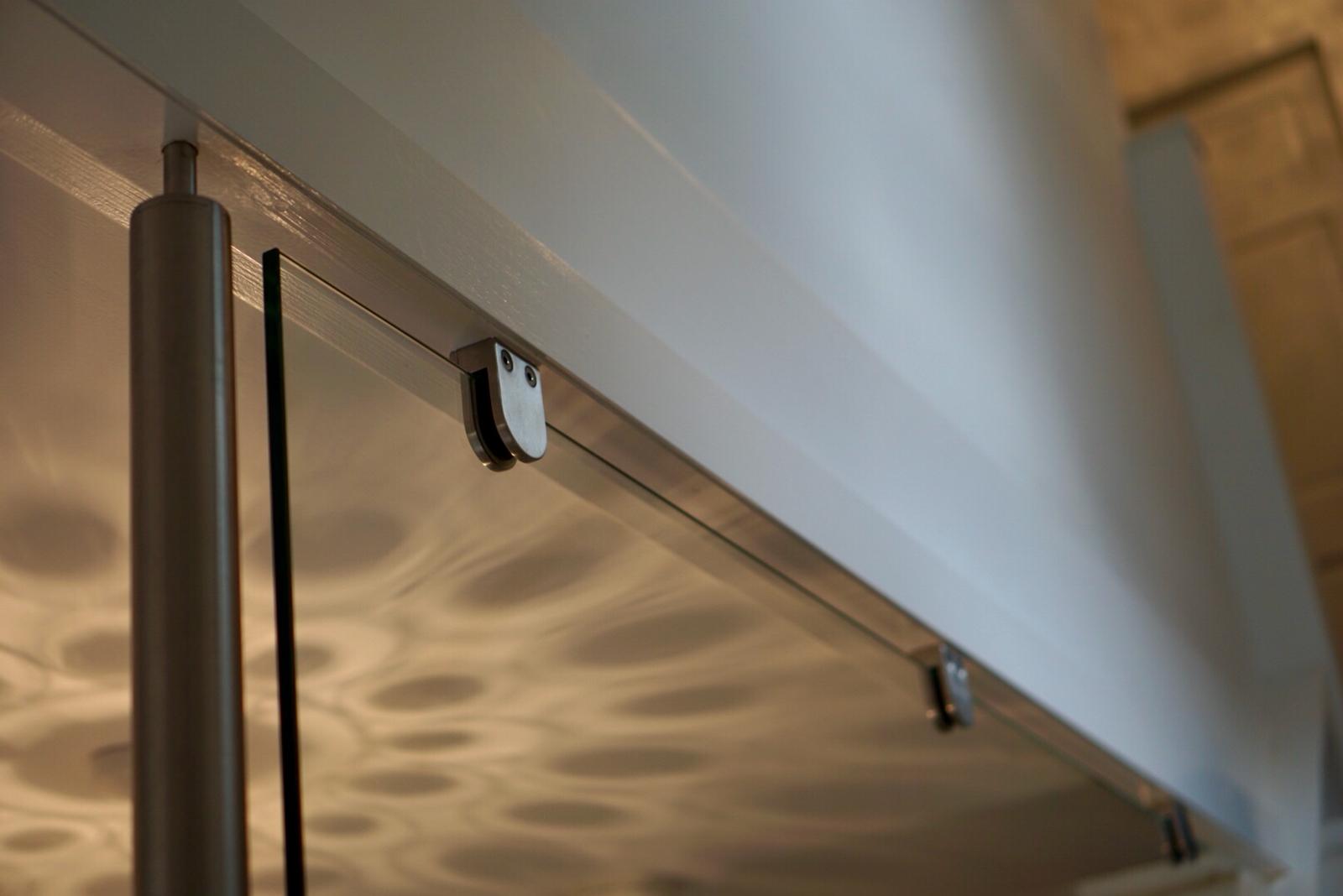 Stainless steel and glass balustrade and stainless steel handrail example 10