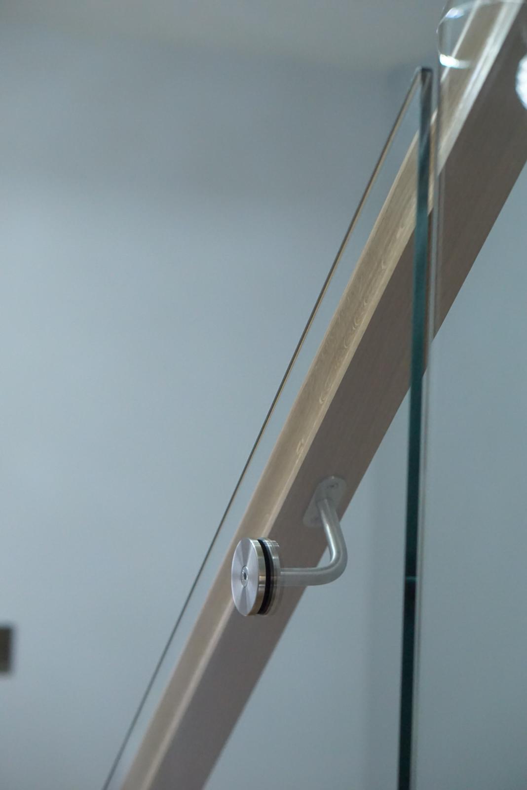 East Calder Oak and glass balustrade example 11