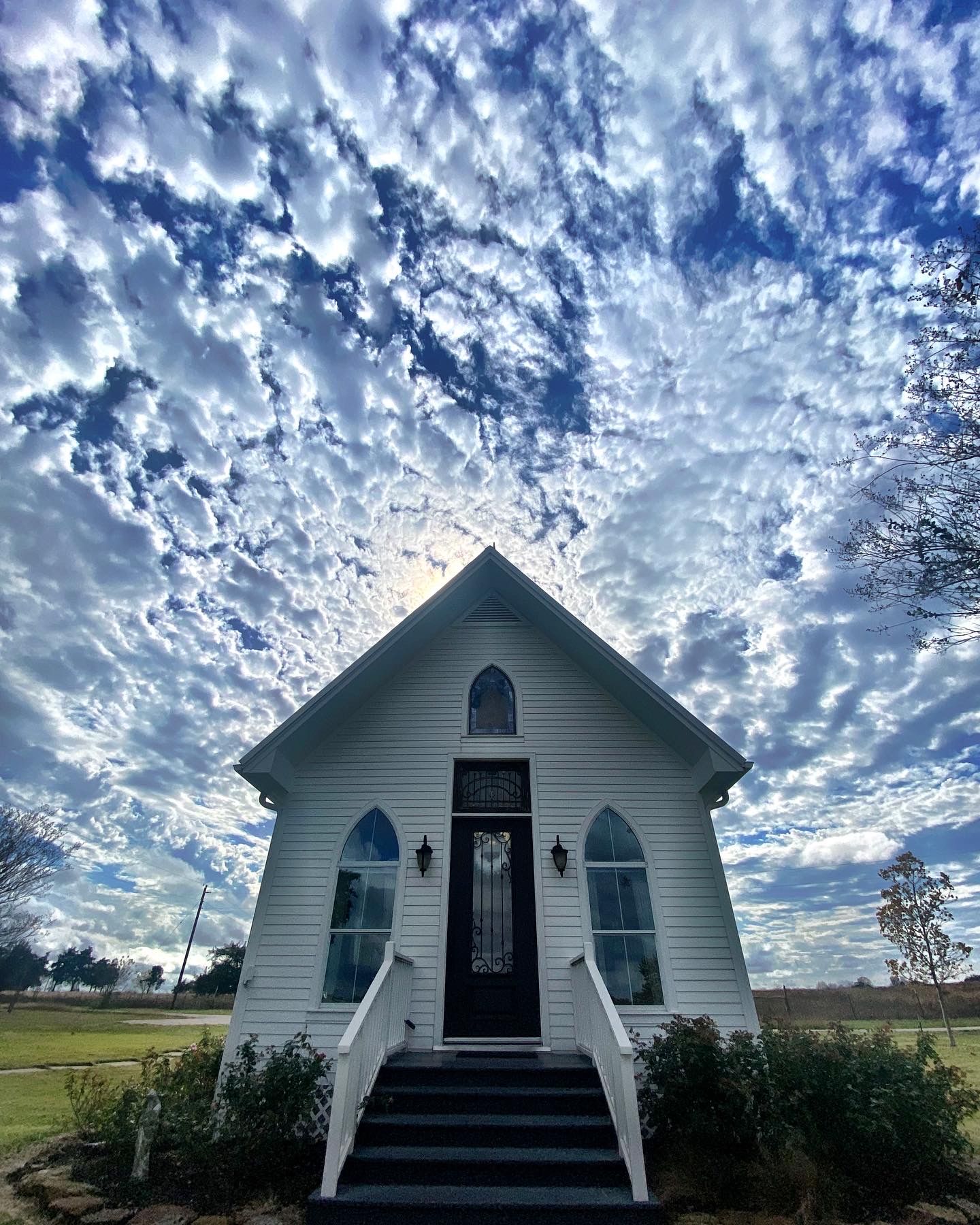 the-white-house-on-the-hill