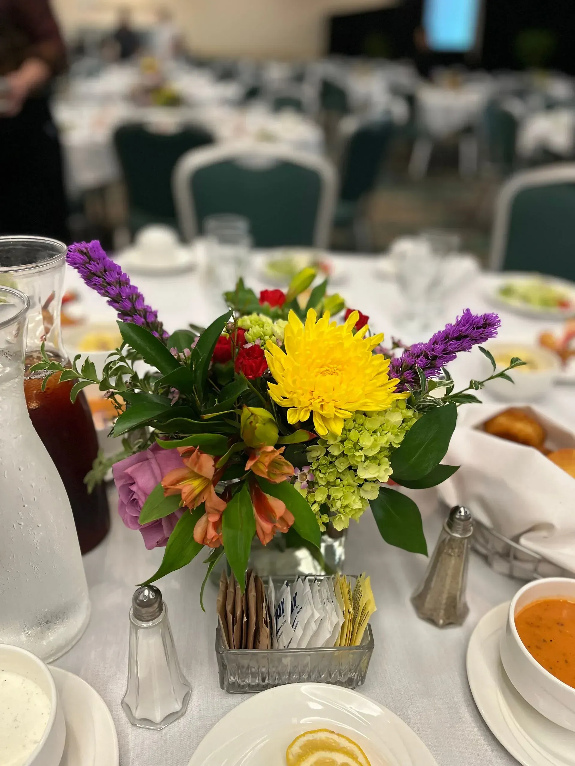 Floral table decorations