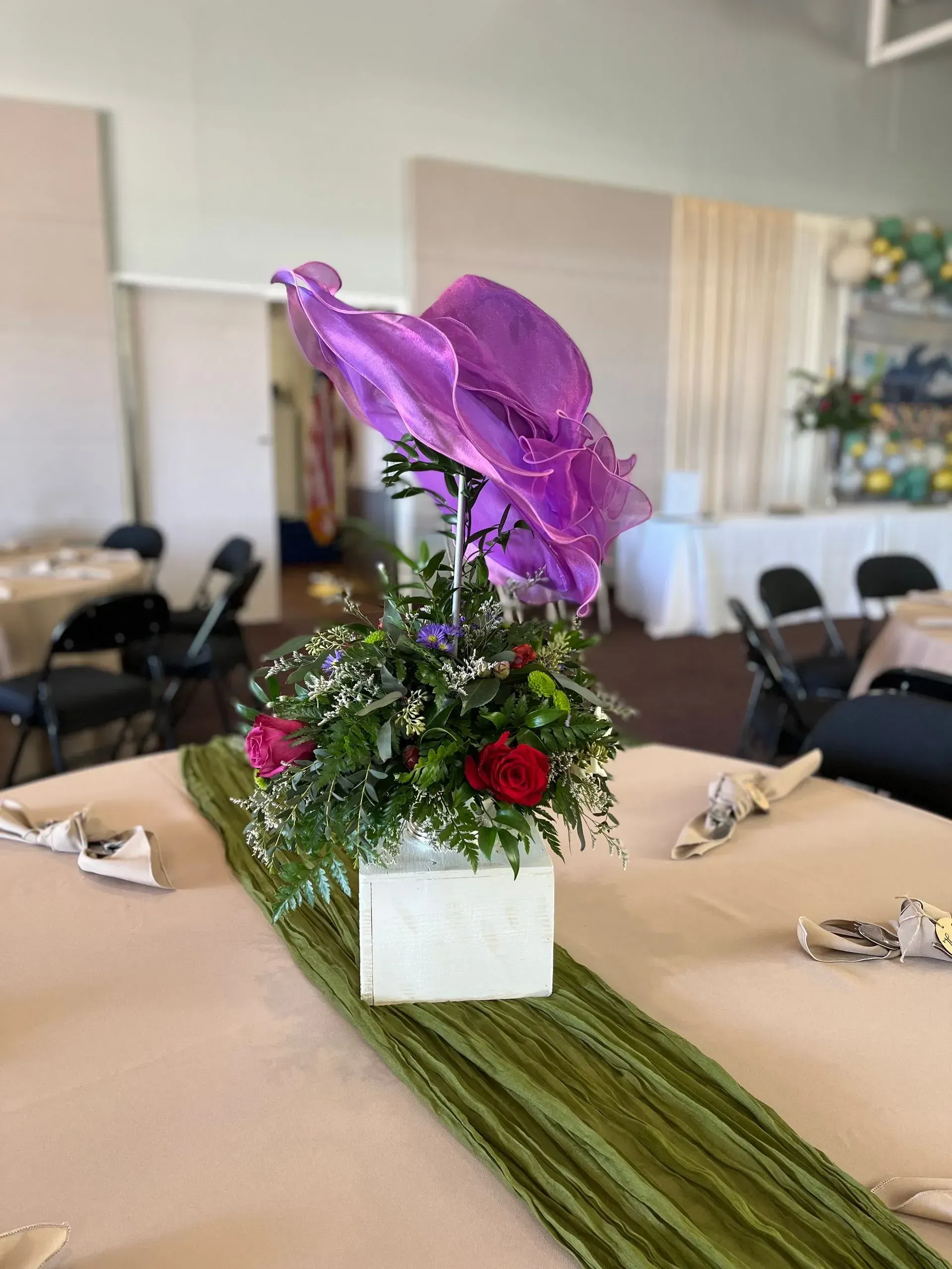 Floral table decor