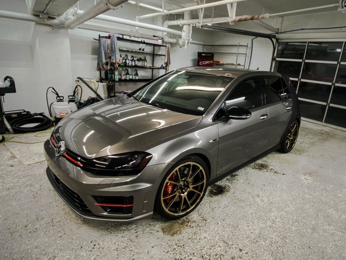 Volkswagon Golf R at Glossy