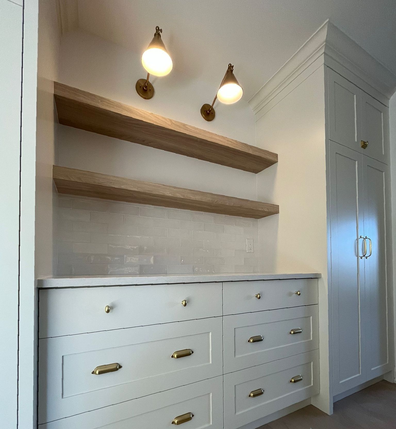 garage cabinets