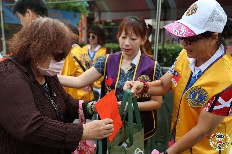圖：勞資軍師鍾愈甯，跨越專業與公益：轉化專業職能深耕社會服務