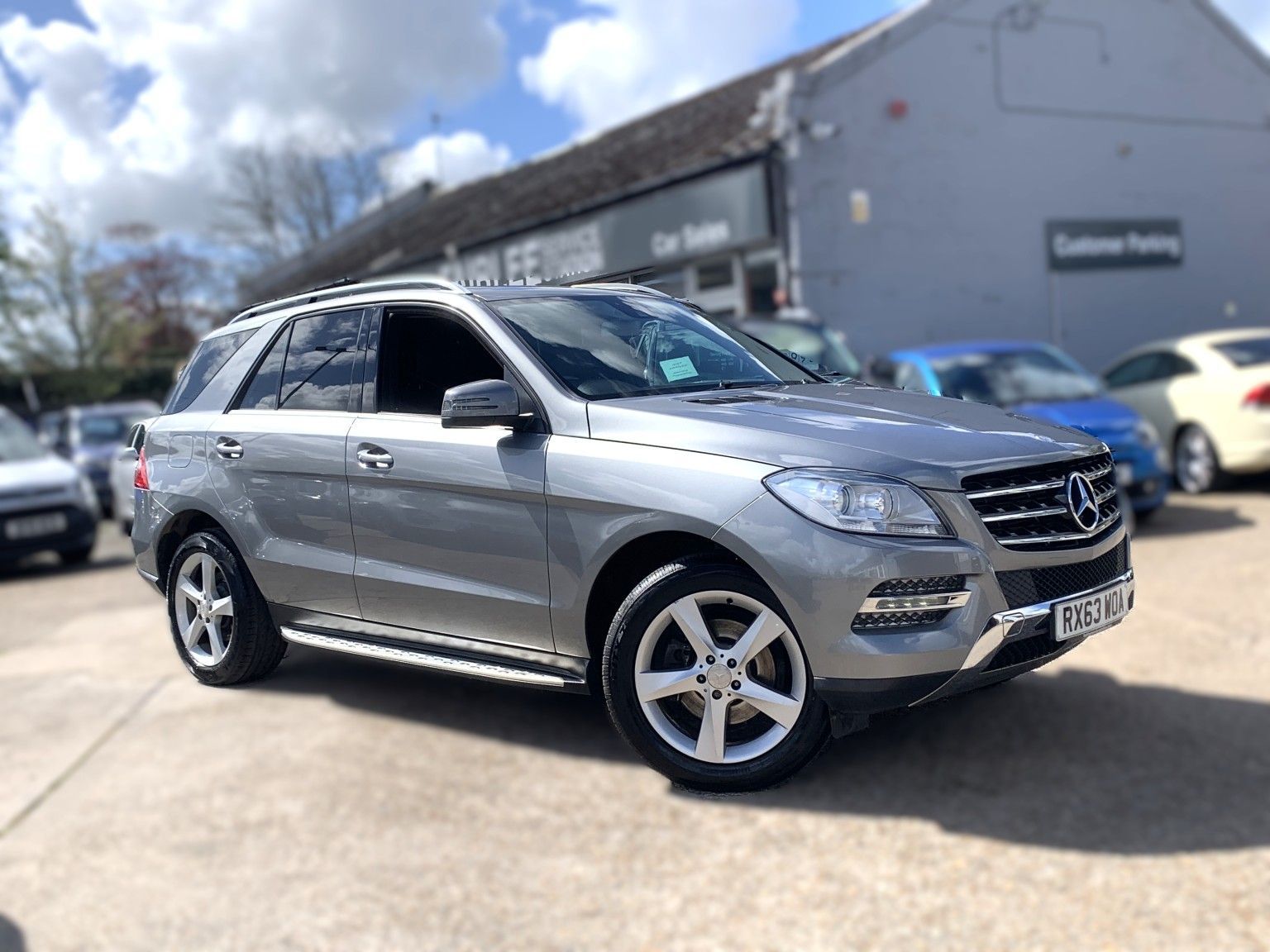 MERCEDES-BENZ M CLASS
SUV 3.0 ML350 V6 BlueTEC SE (2013)
LUXURY SUV
ML350 • 3.0 • LUXURY SUV • 258 BHP
2013 MERCEDES-BENZ ML350 3.0 CDI BLUETEC SE AUTOMATIC – 5 DOOR
A powerful and refined luxury SUV with strong performance, comfort and premium build quality. Used  Cars For Sale Isle Of Wight