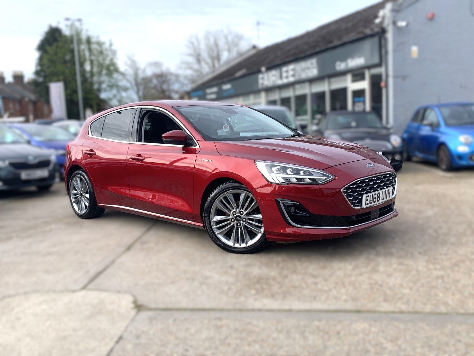 RED FORD FOCUS
Hatchback 1.0 T EcoBoost Vignale (2018)
top-of-the-range VIGNALE
VIGNALE • 1 OWNER • LOW MILES • FULL LEATHER 
2018 FORD FOCUS 1.0 ECOBOOST 125 VIGNALE – 5 DOOR
1 Owner from New
A top-of-the-range Focus with luxury Vignale spec, low mileage and great performance.
 Used Cars For Sale on the Isle of Wight