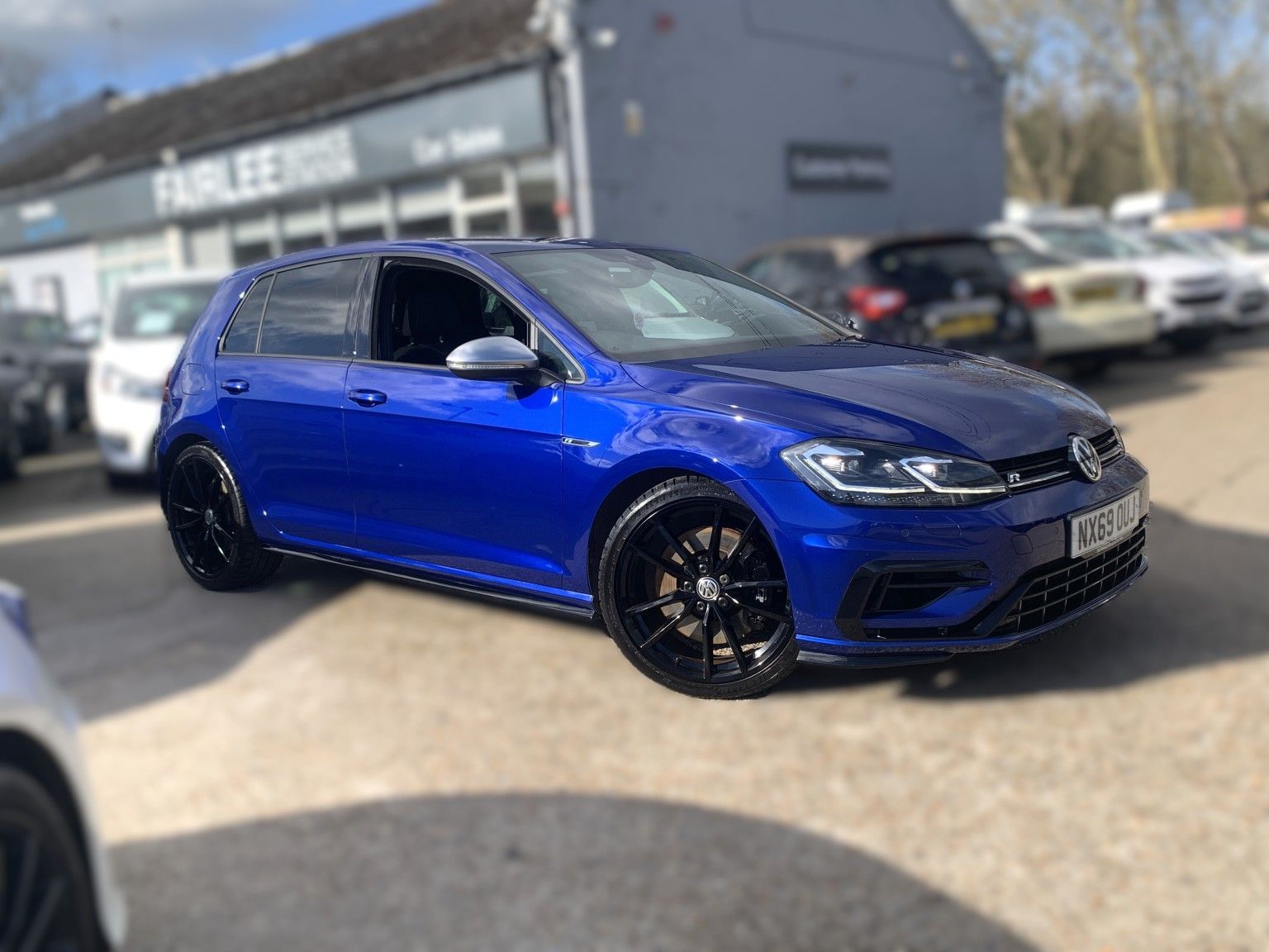 Used car For Sale Isle of Wight VOLKSWAGEN GOLF
Hatchback 2.0 TSI R (2019)
top-tier hot hatch
GOLF R • 300 BHP • DSG • 4MOTION AWD BLUE Colour 
2019 VOLKSWAGEN GOLF R 2.0 TSI 300 DSG 4MOTION – 5 DOOR
A top-tier hot hatch delivering serious performance, premium features and all-weather grip.