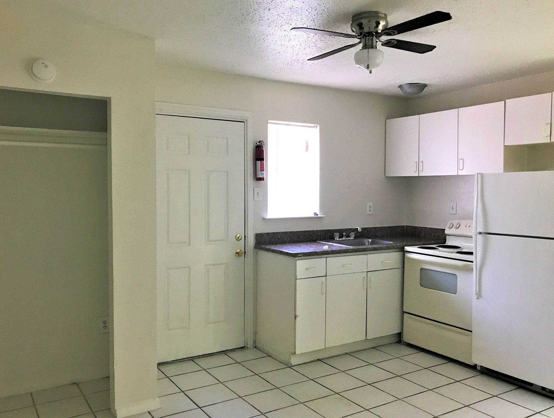 ALL BILLS PAID Apt @Spring Branch | studio,1,2 & 3 bed | Gated CCTV