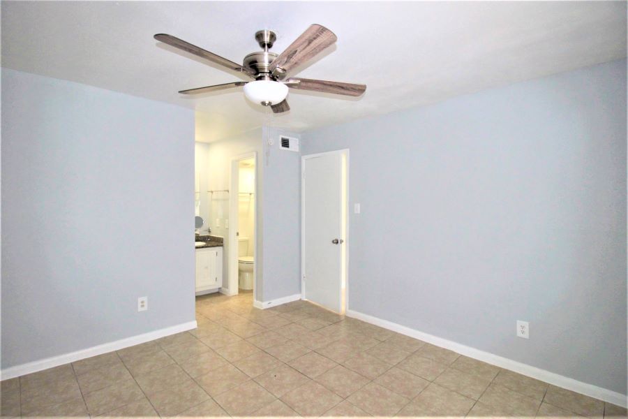 The Crossings one bedrm Apt - NW Houston